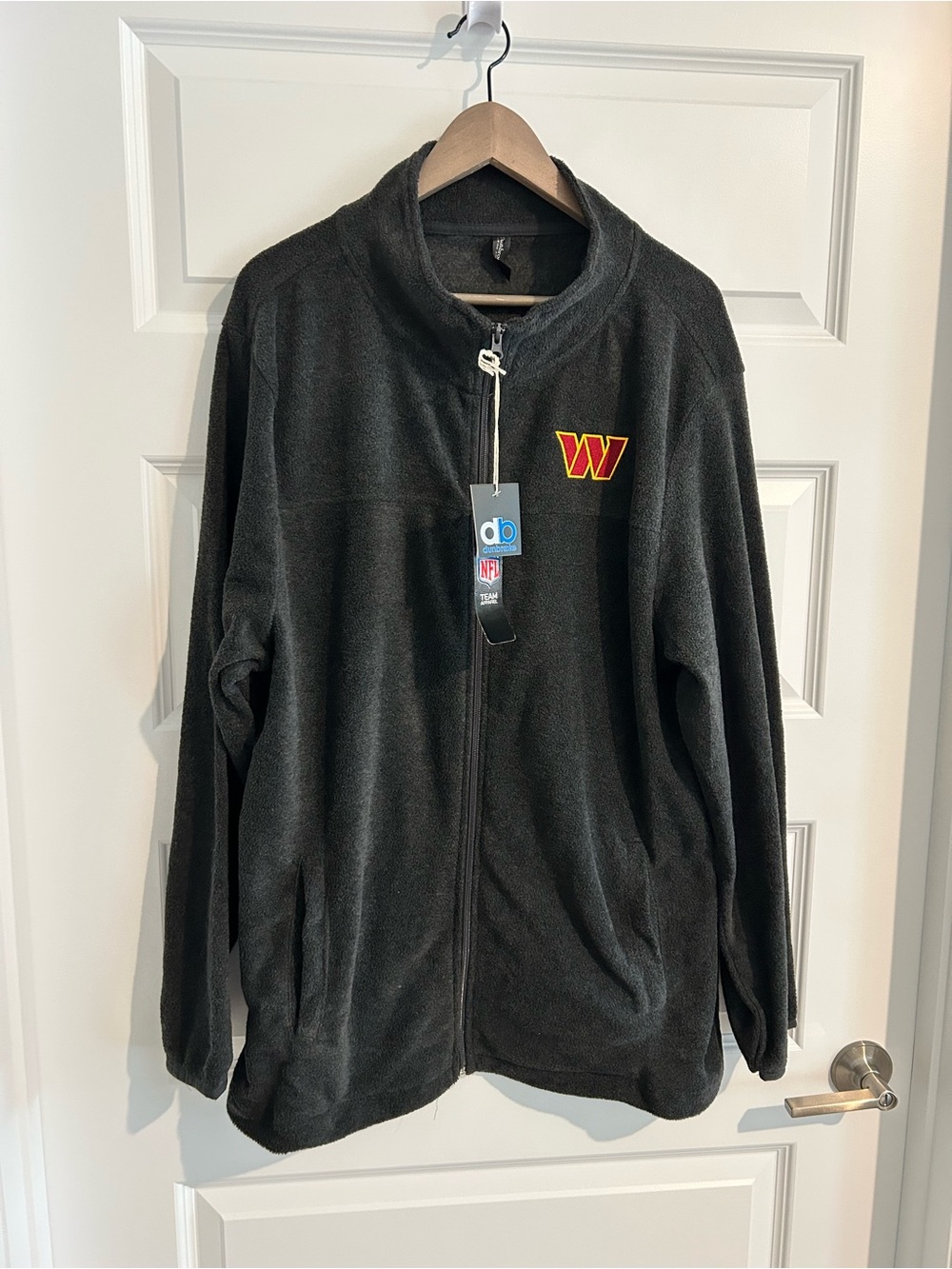 Dunbrooke Men’s Washington Commanders Hayden Fleece Jacket Charcoal Size XL